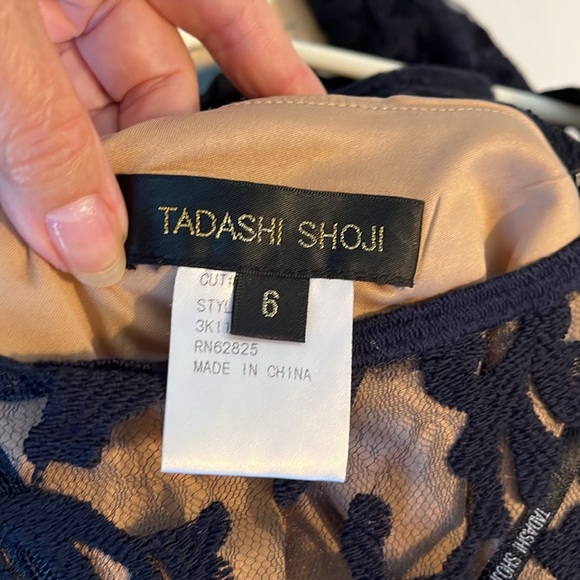 NWOT TADASHI SHOJI LACE DRESS - Picture 10 of 15